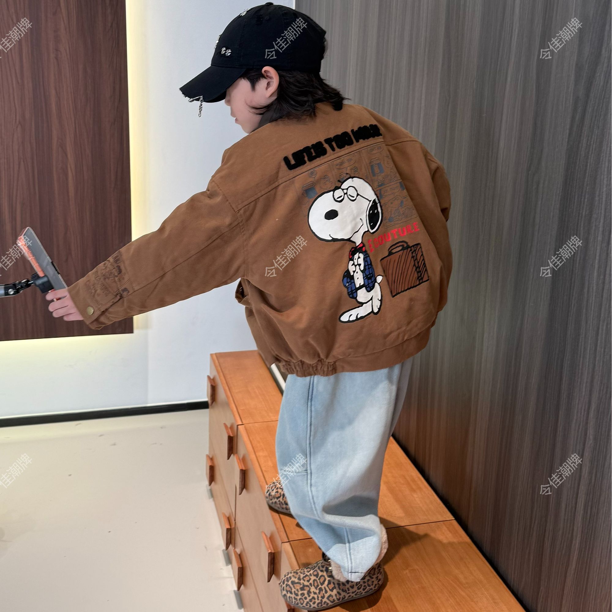 令佳潮牌冬款儿童中性卡通刺绣棉服兔毛内衬3307