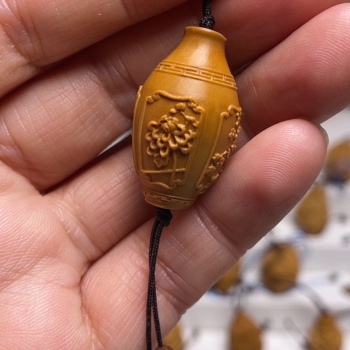 橄榄核吊坠橄榄核