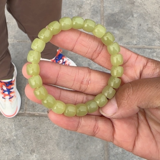 和田玉手链未镶嵌新疆若羌好冰爆力鸡油黄卡9x8