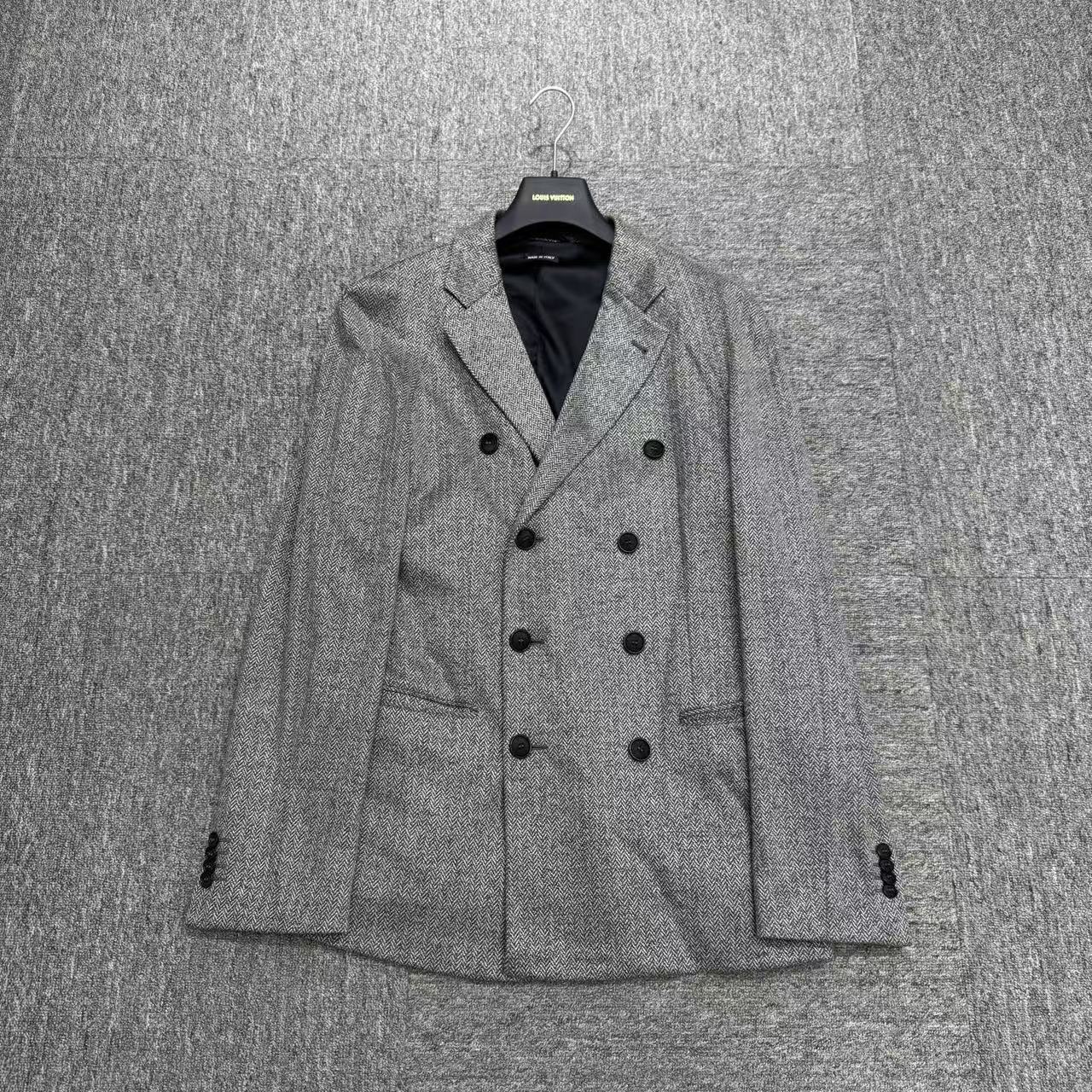 99新 GIORGIO ARMANI/阿玛尼 双排扣外套/50码/编码18564