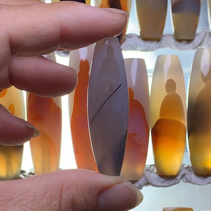 玛瑙/玉髓颈饰未镶嵌75