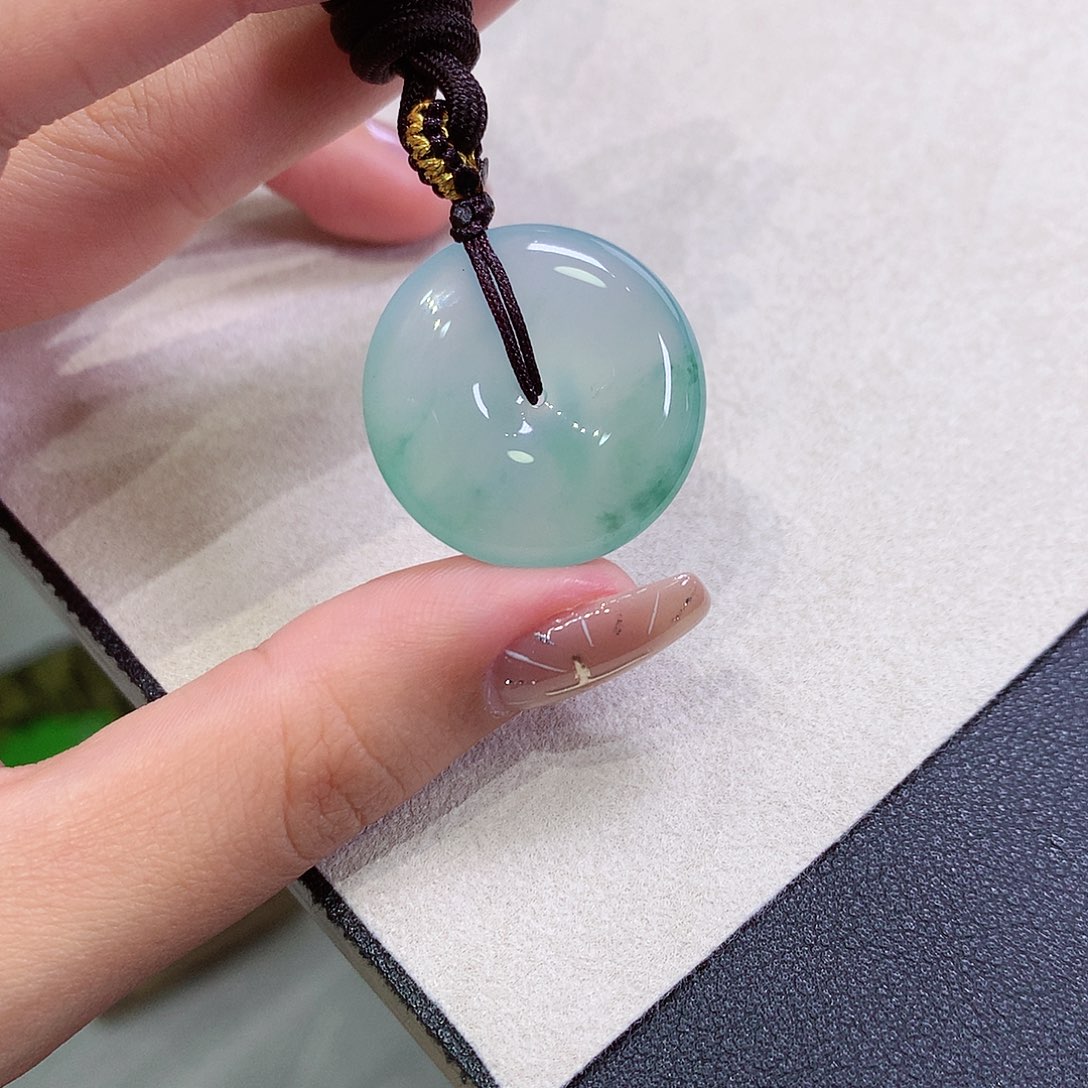 翡翠未镶嵌吊坠(不含链)25.5-5.9