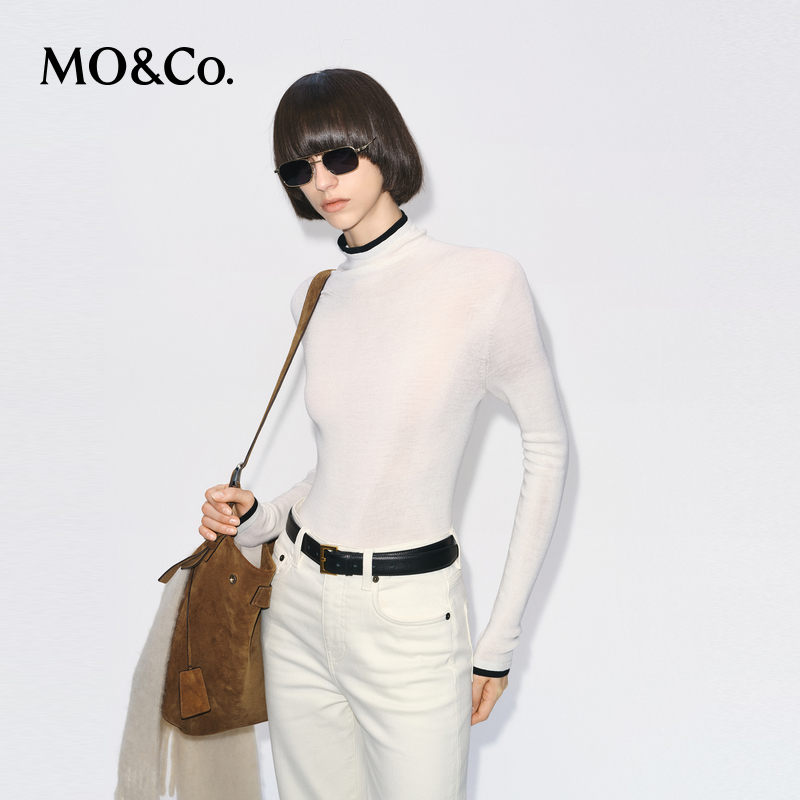 MOCO针织衫2025冬新品轻暖细支绵羊毛高领设计感修身MBE4SWT015