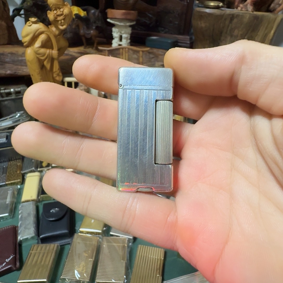 短登银色80090820