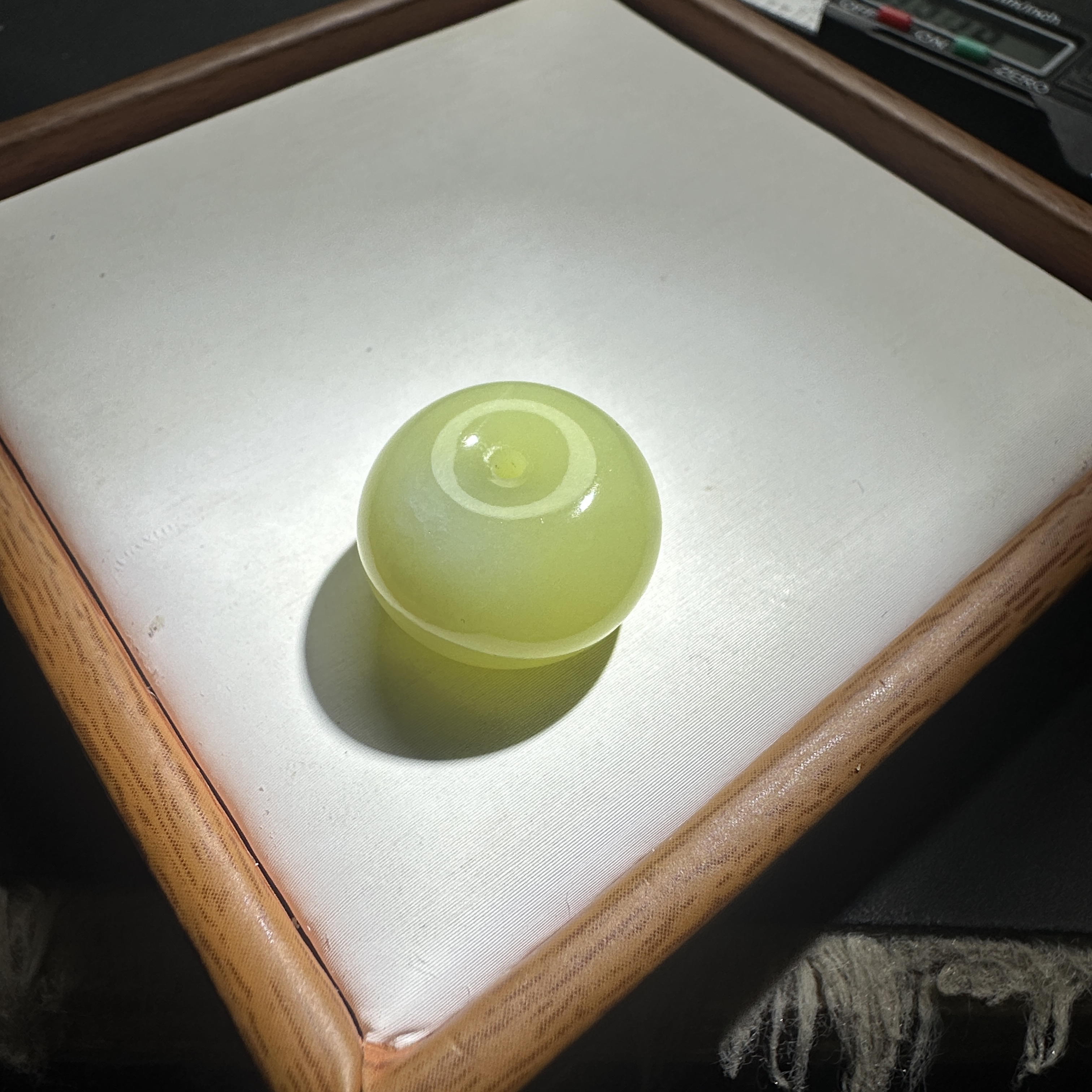 和田玉蓝皮黄口扣子直径20