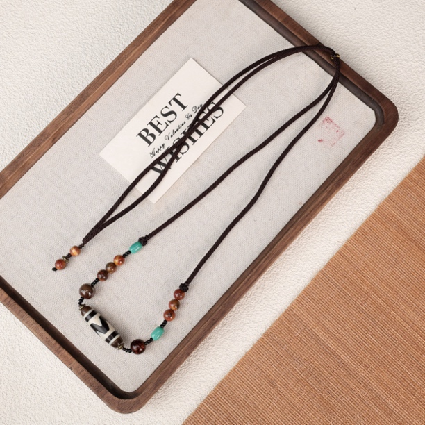 LZ3678 台湾料虎牙藏式桶珠玛瑙清水蓝桶珠绳编项链多样性发其一