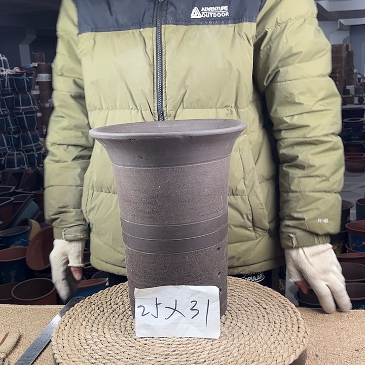 紫砂花盆紫花紫砂