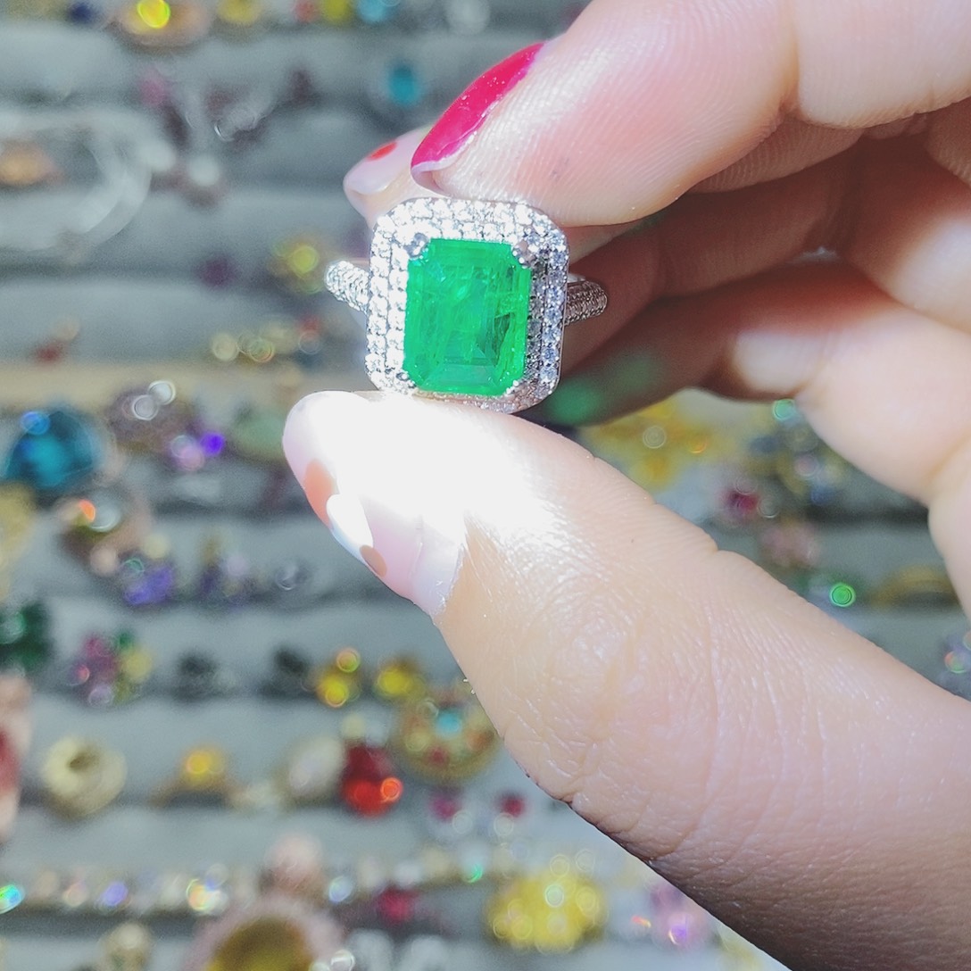 【闪购商品】绿水晶戒指银S925镶嵌