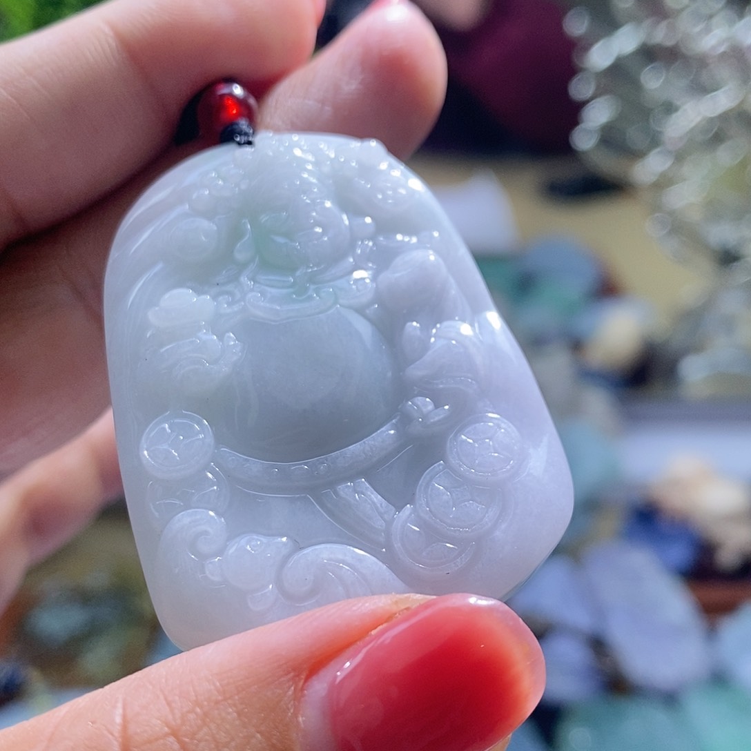 【闪购商品】翡翠未镶嵌颈饰财神