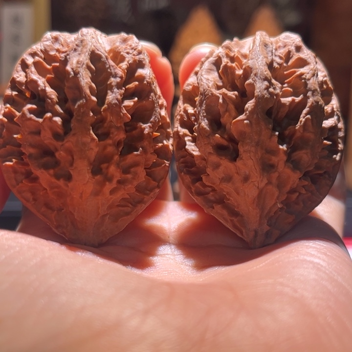 我***帝吊坠文玩核桃闪电13