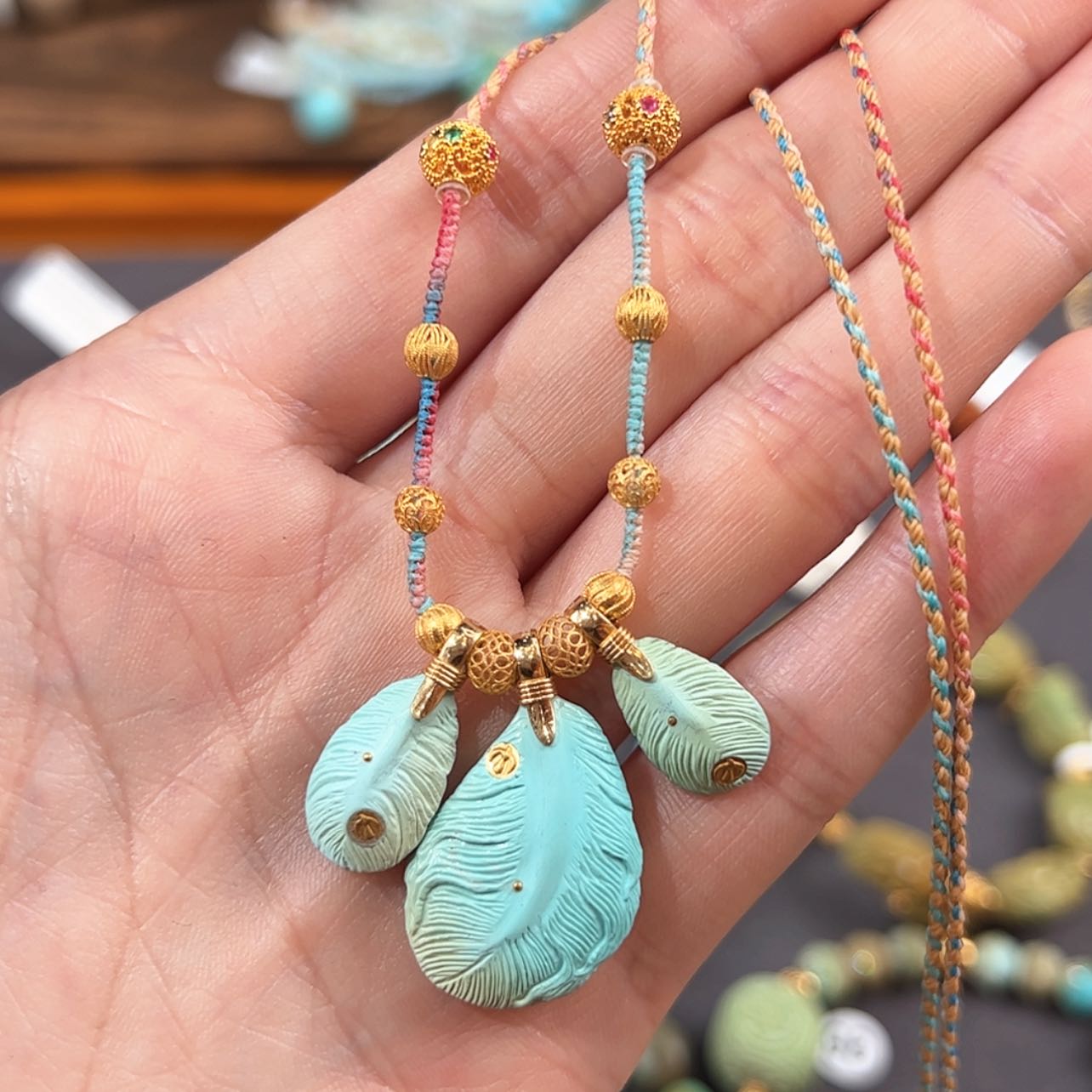 【闪购商品】绿松石颈饰18K金镶嵌