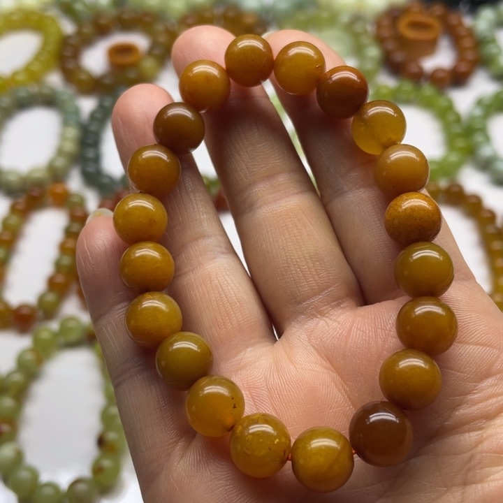 蛇纹石玉手串未镶嵌