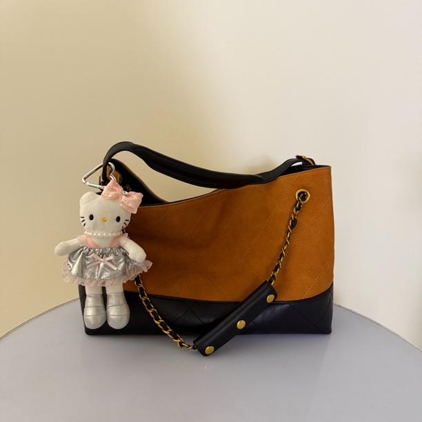 【白白家】25A高级手工坊麂皮拼接小香购物袋（不含挂件）