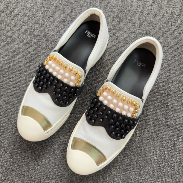 99新 FENDI/芬迪 满印珍珠小怪兽板鞋 37码/3119