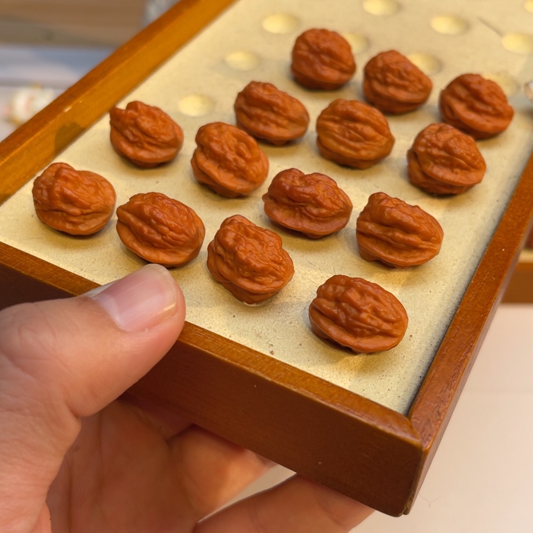 文玩核桃手串蛤蟆头