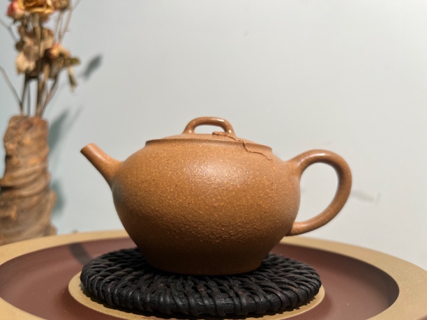 宜兴紫砂壶小梅韵壶150cc半手工制作