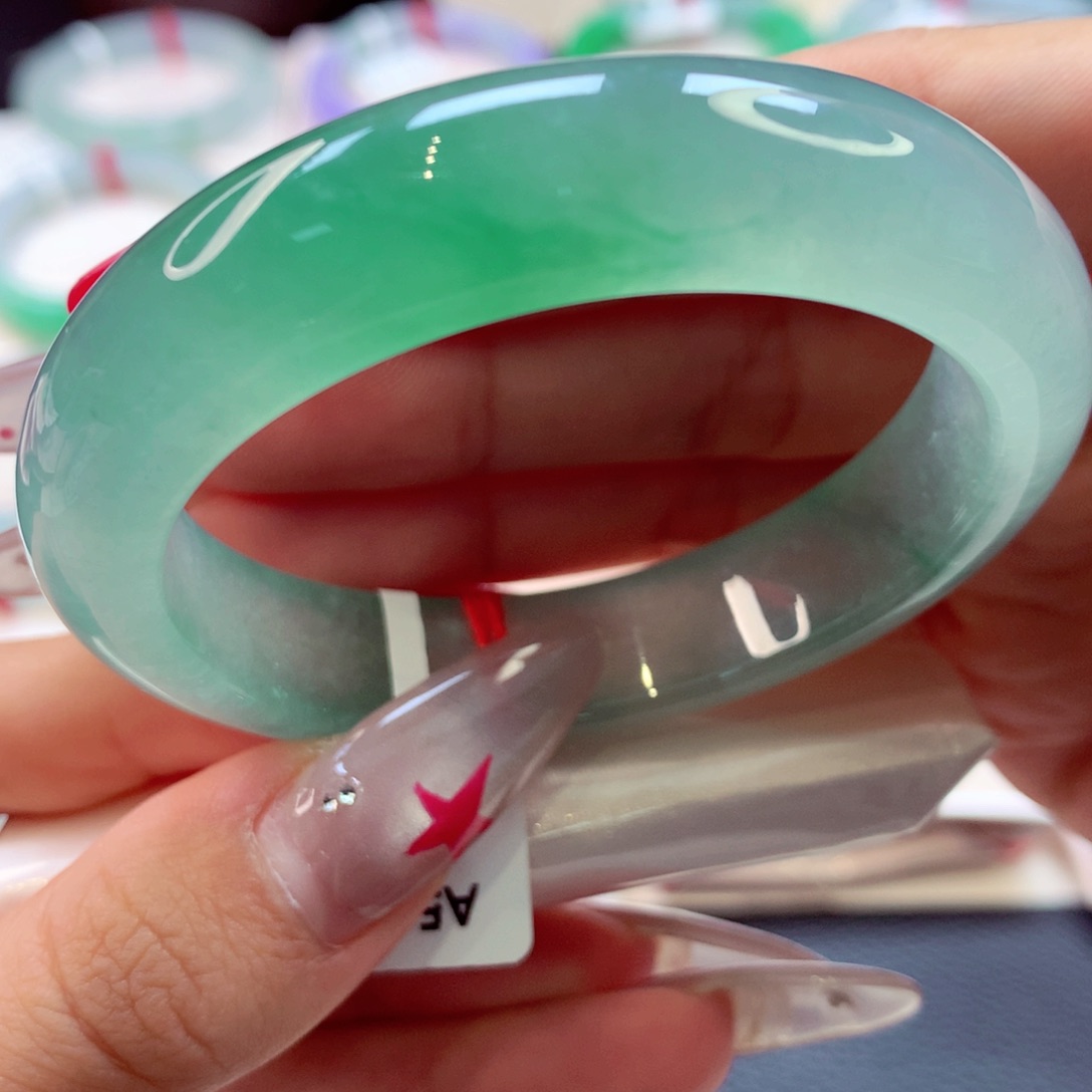 翡翠手镯未镶嵌正圈25号66