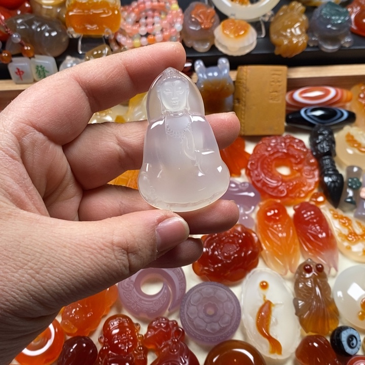 华***仔玛瑙/玉髓未镶嵌颈饰