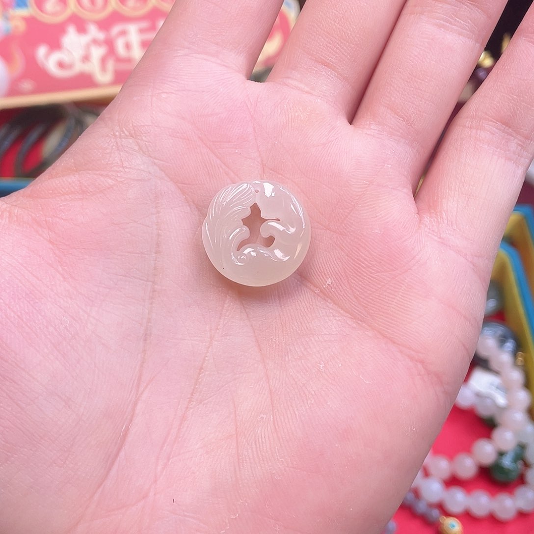 和田玉水滴未镶嵌