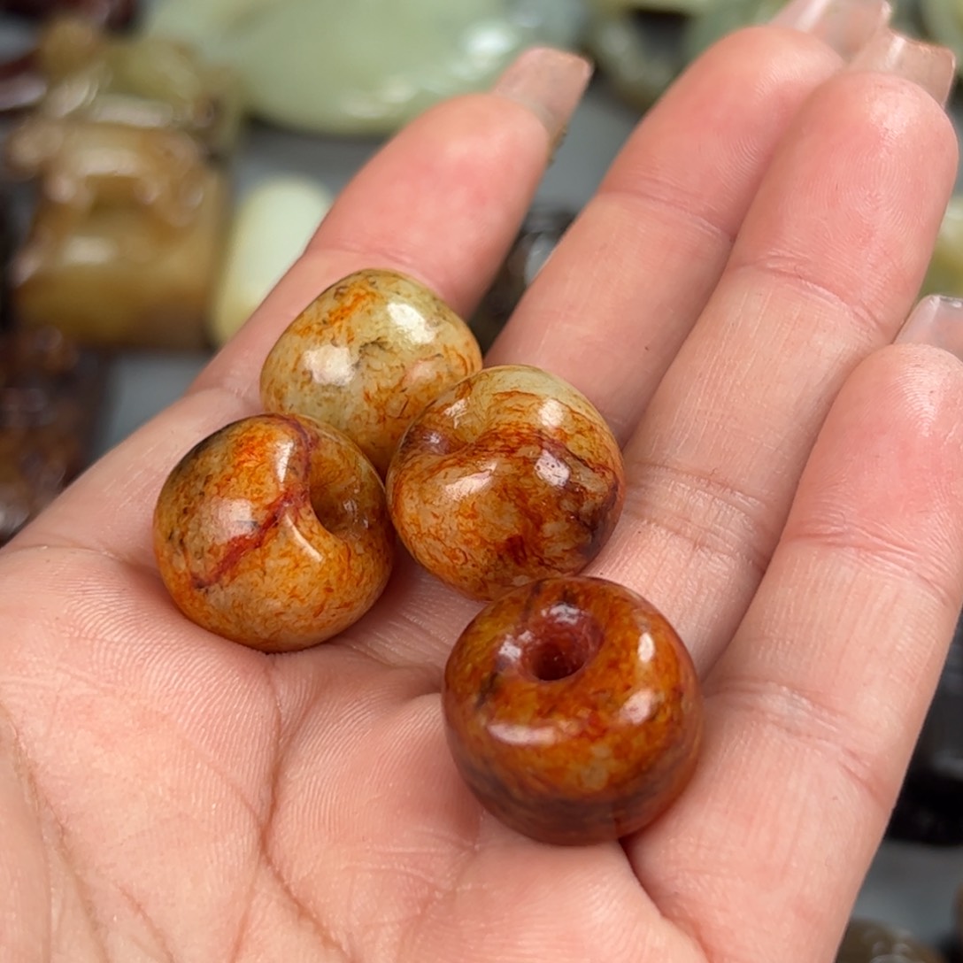 和田玉颈饰未镶嵌老*六