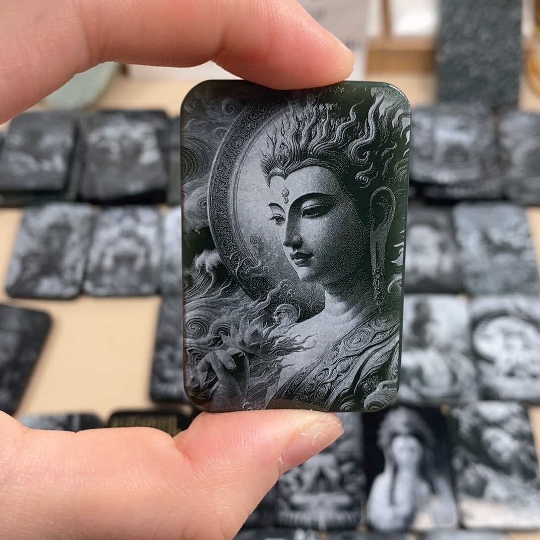 颈饰未镶嵌和田玉