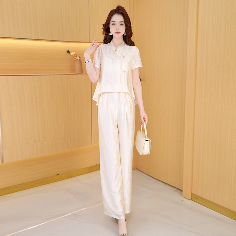 【两件套】夏季时尚女神范洋气宽松休闲百搭显瘦减龄女装短袖套裤