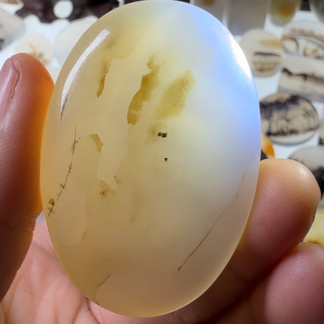 玛瑙/玉髓未镶嵌珠宝半成品