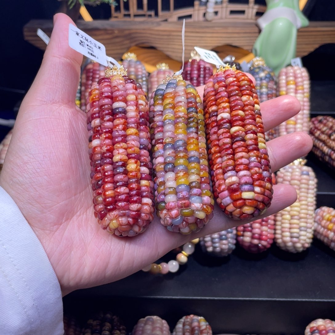 小****玉文玩玉米100000