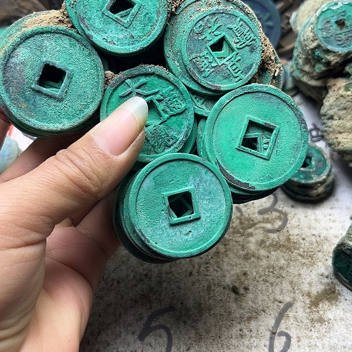 佛***生锌合金文创工艺品复古铜摆件筒子