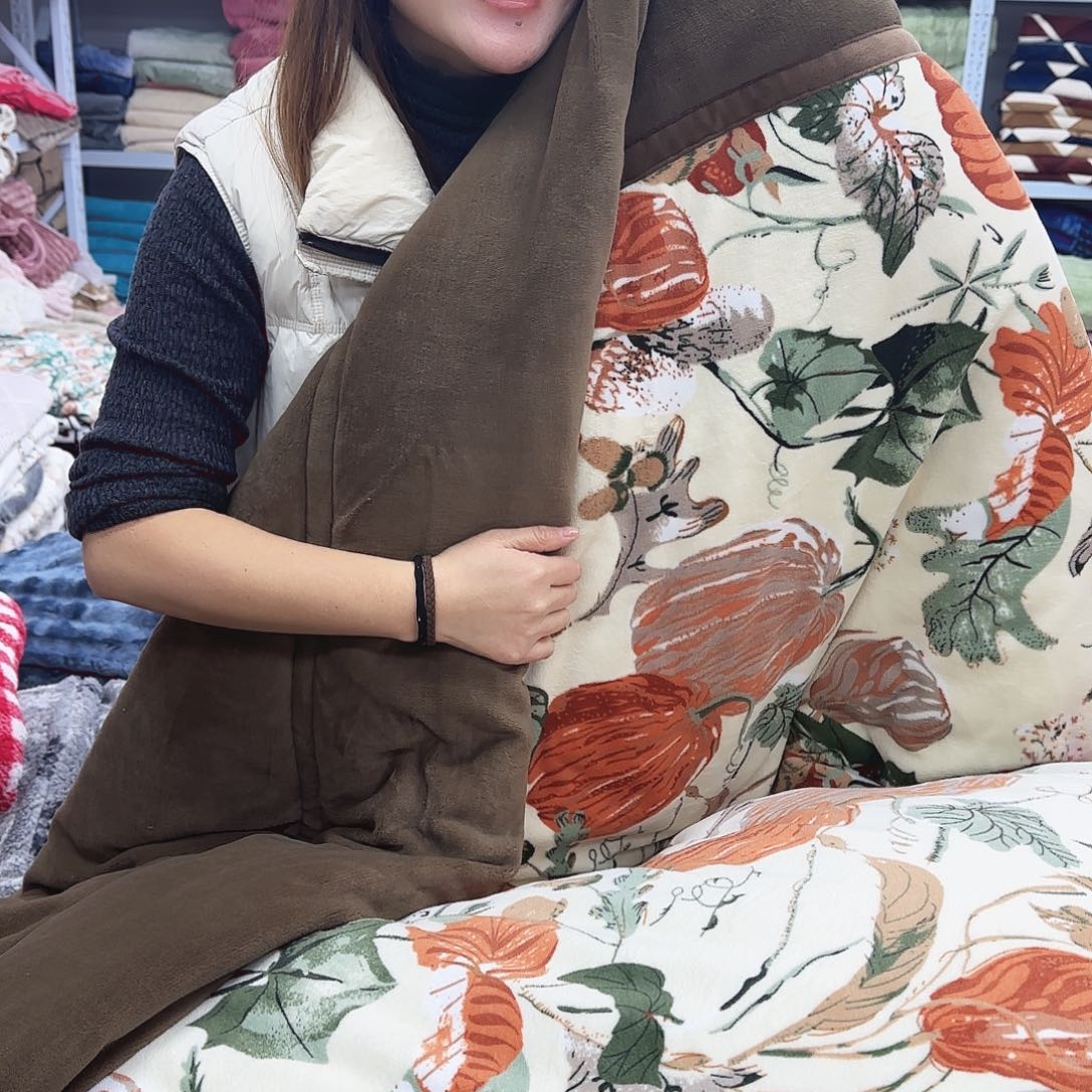 氨纶200.230石墨烯棉被子6.5斤到7斤左右