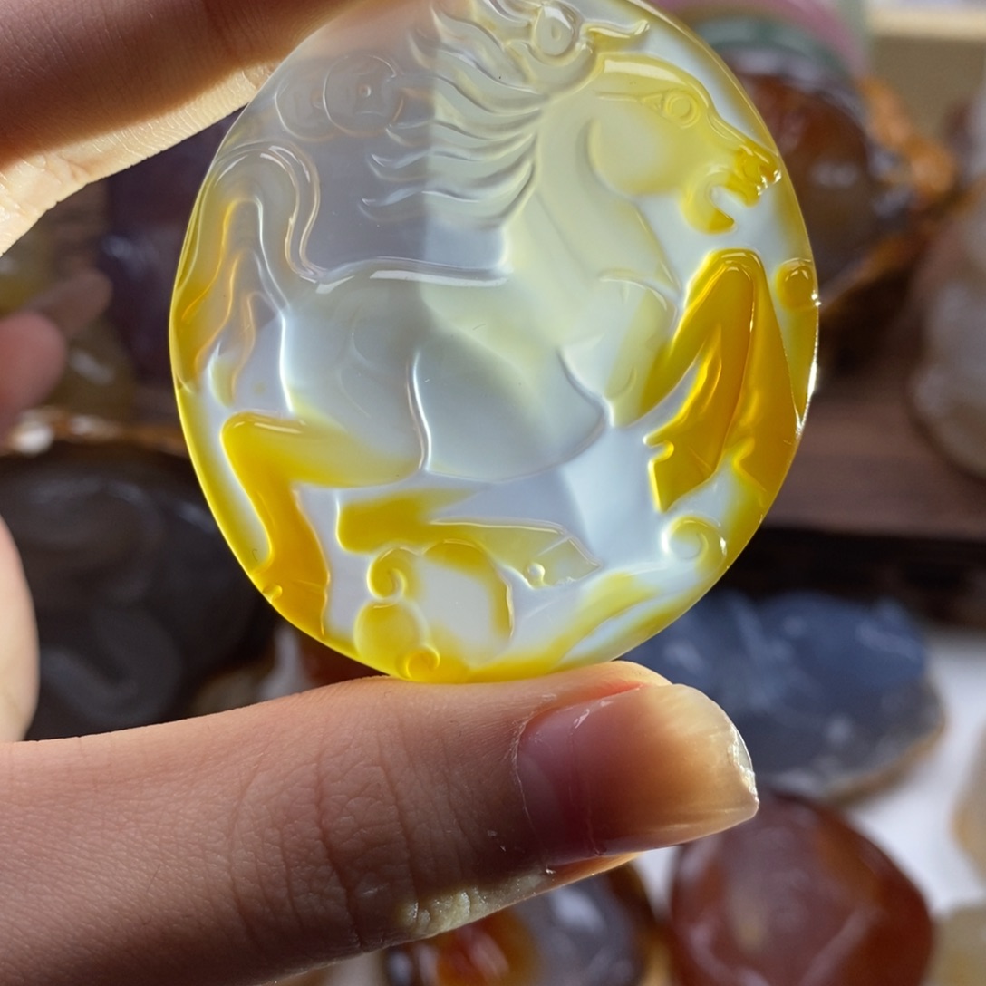 玛瑙/玉髓未镶嵌颈饰