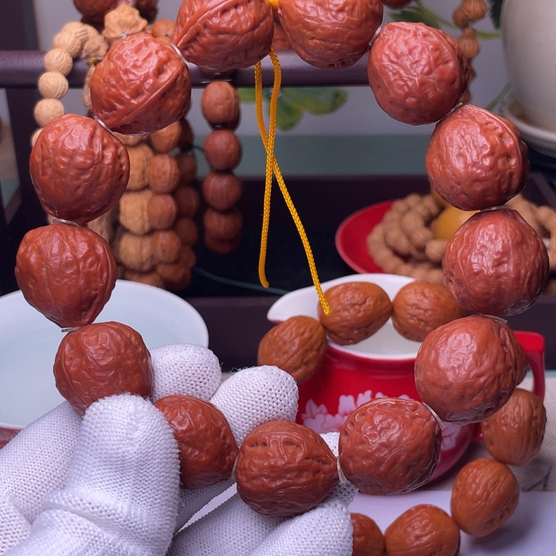 文玩核桃手串秋子