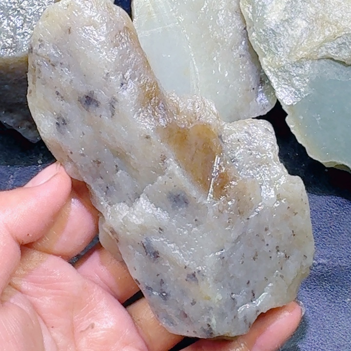 和田玉未镶嵌珠宝半成品