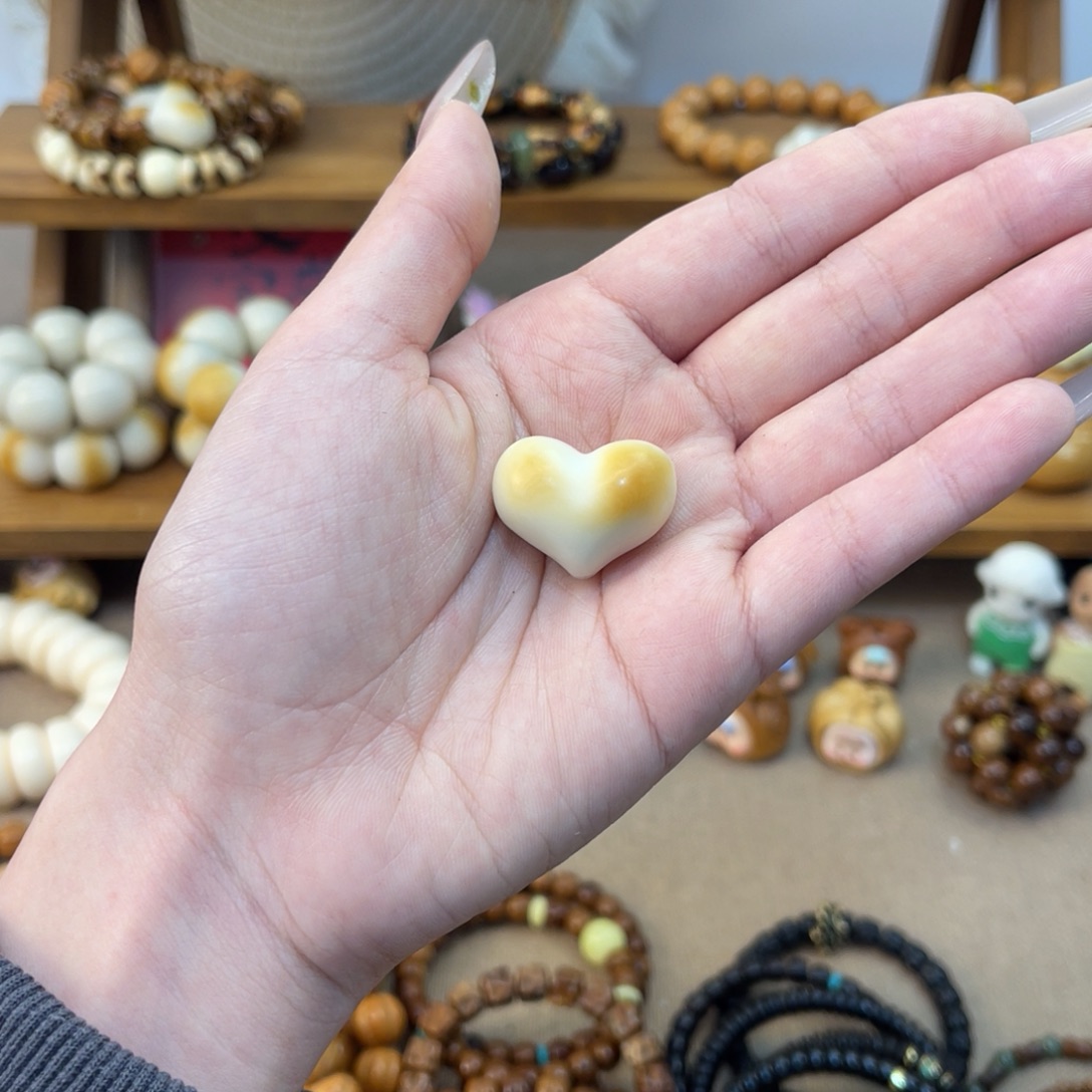 坏***娃吊坠菩提根/象牙果象牙果配饰一个