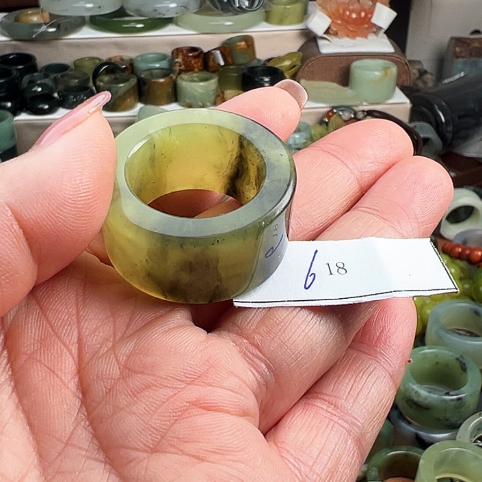 【闪购商品】合金蛇纹石玉戒指༨****