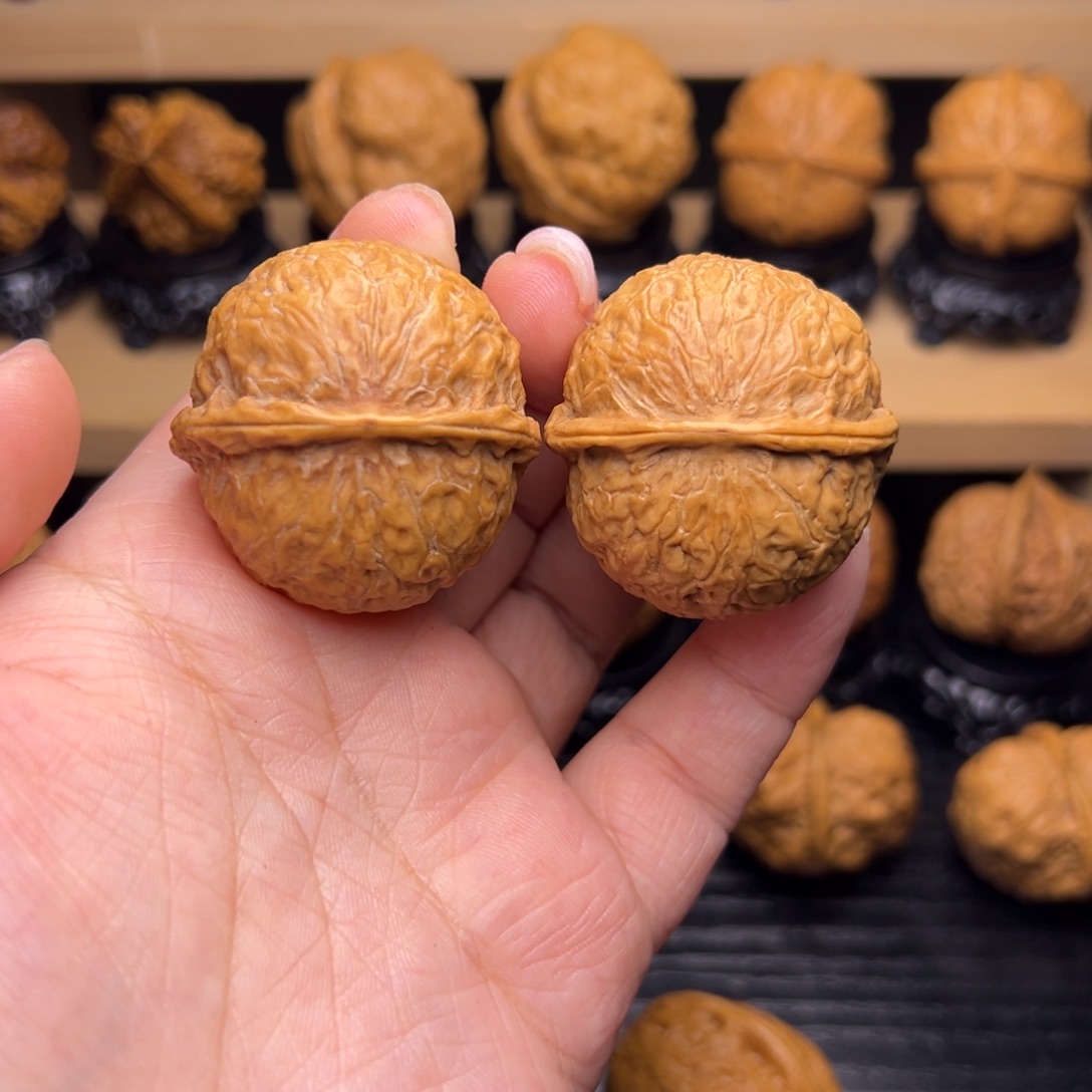 文玩核桃吊坠9z--------37.5尺