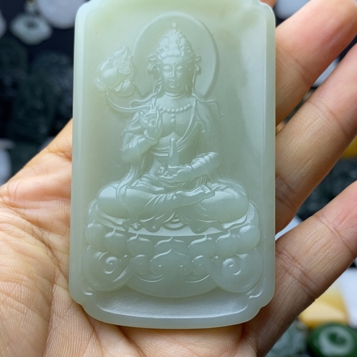 红***馨和田玉未镶嵌颈饰