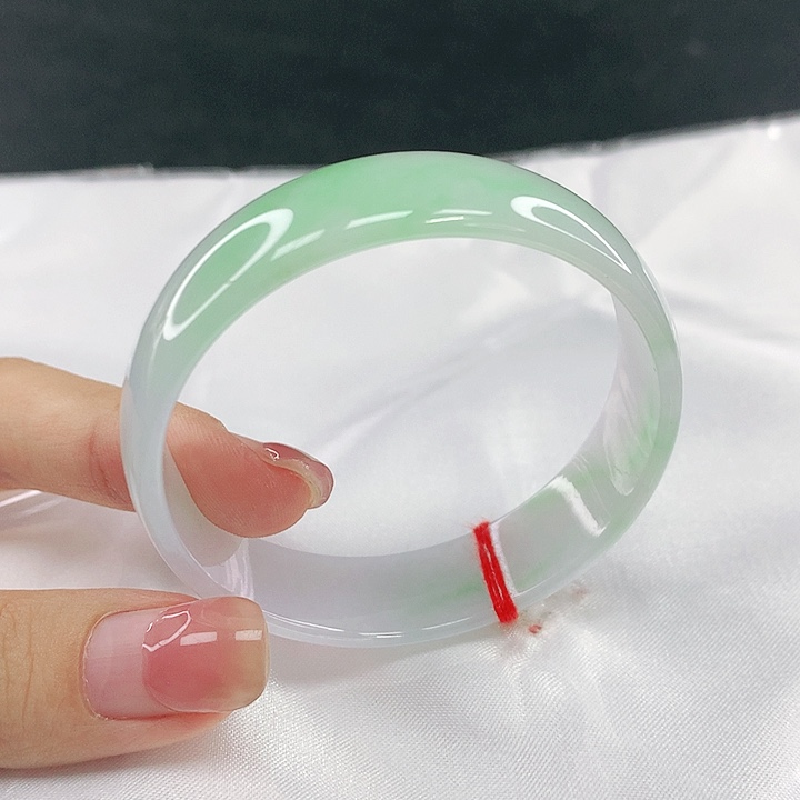 翡翠未镶嵌手镯圈49.2，05043