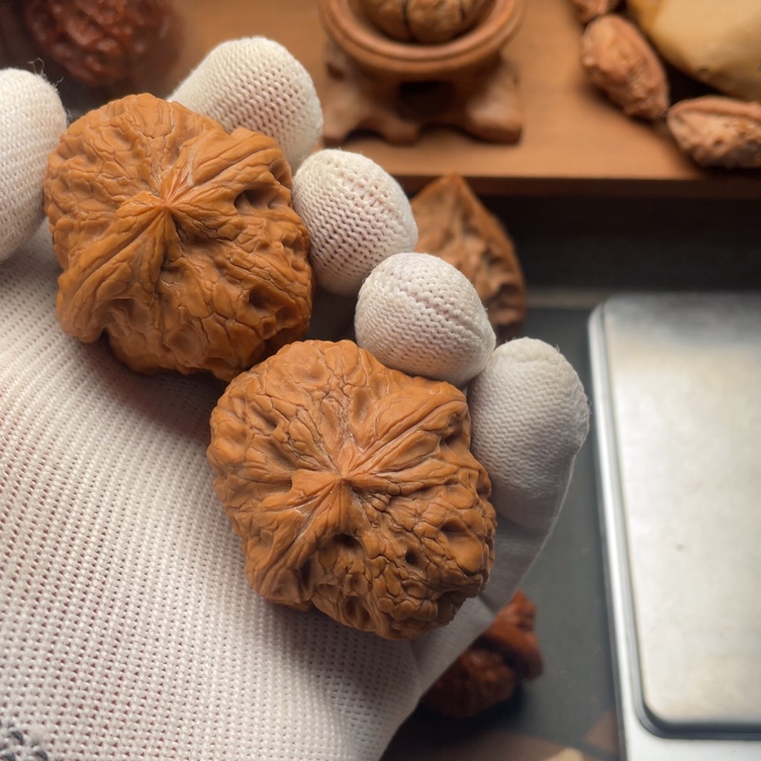 吊坠文玩核桃驴打滚