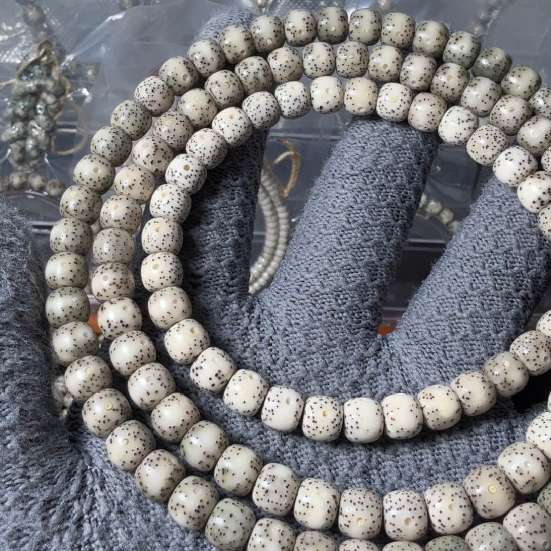 星月菩提吊坠同枝月侧留白87