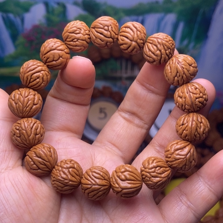 手串桃核龙纹桃核