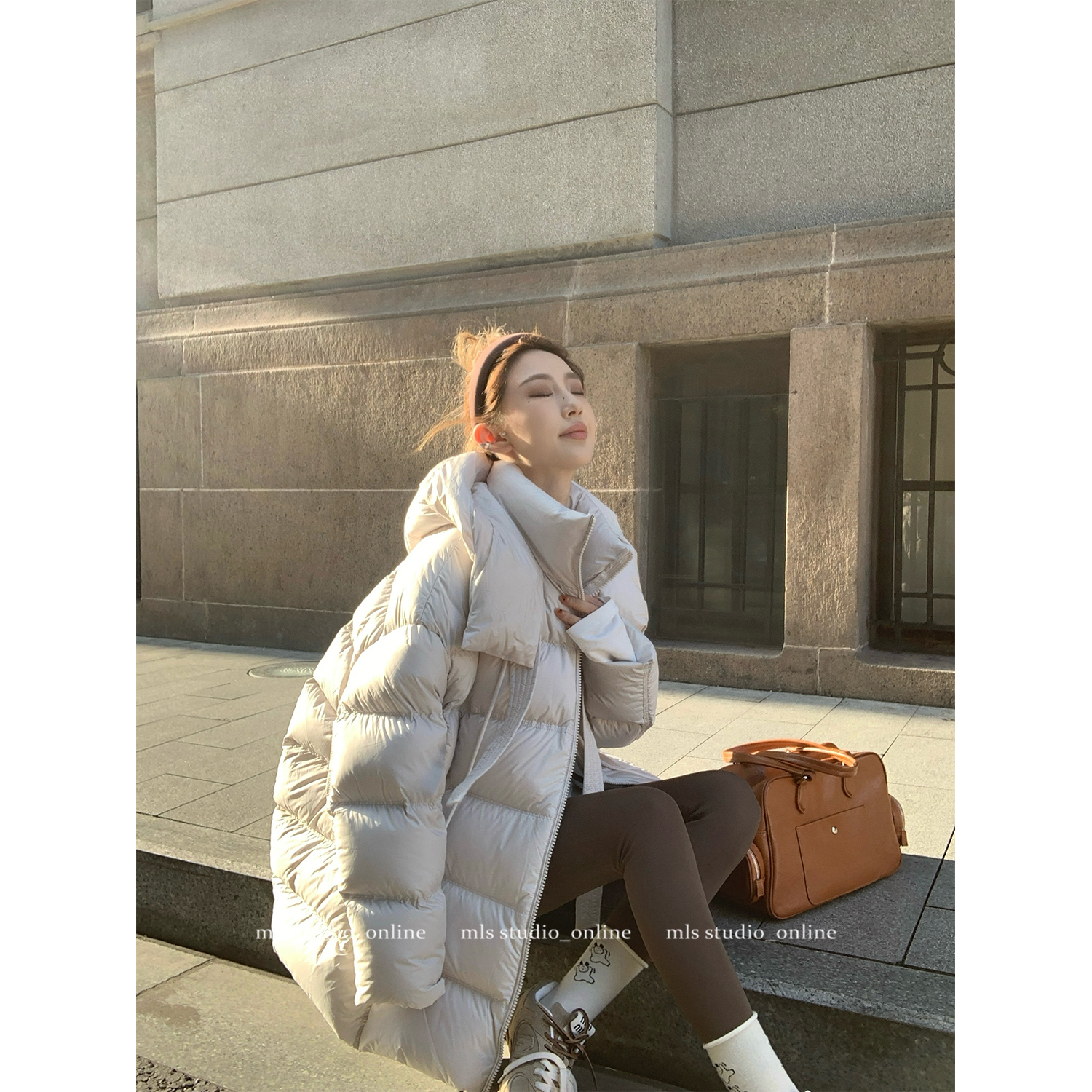 羽绒服女小个子中长款白鸭绒外套2025网红爆款韩版宽松泡芙面包服