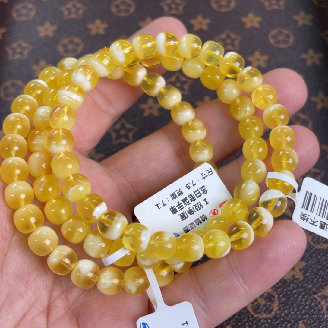 蜜蜡裸石未镶嵌016多样性发其一