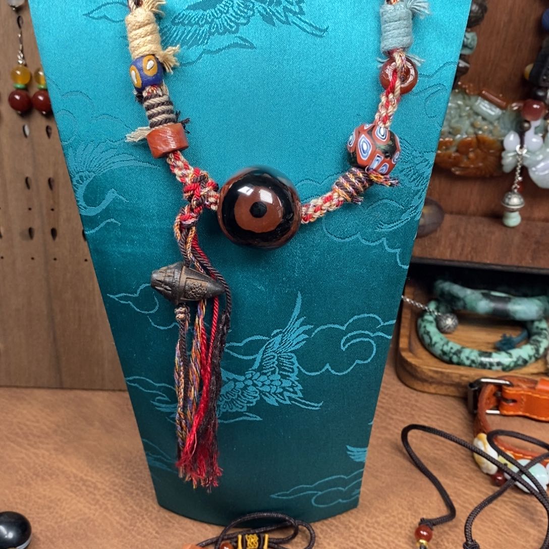 未镶嵌颈饰玛瑙/玉髓