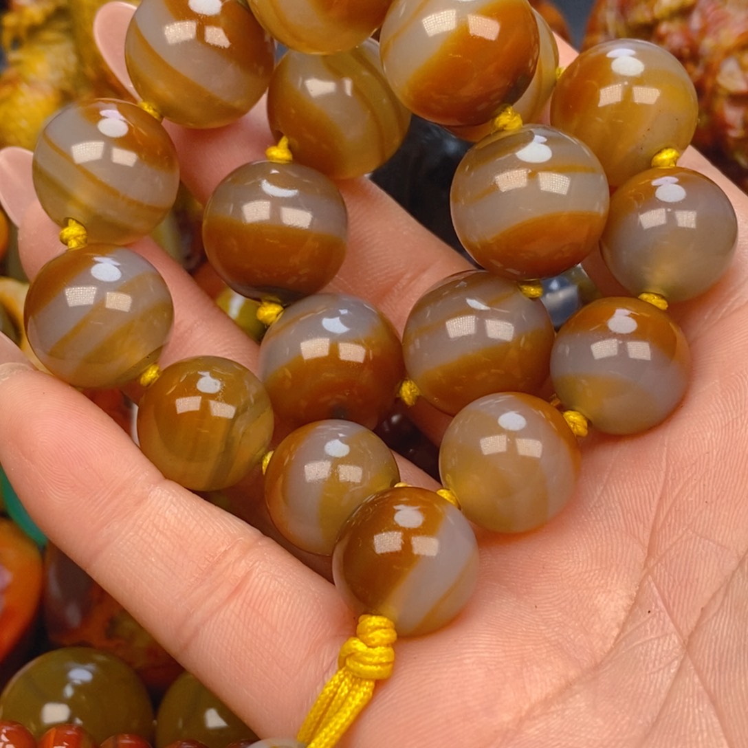 玛瑙/玉髓手串未镶嵌