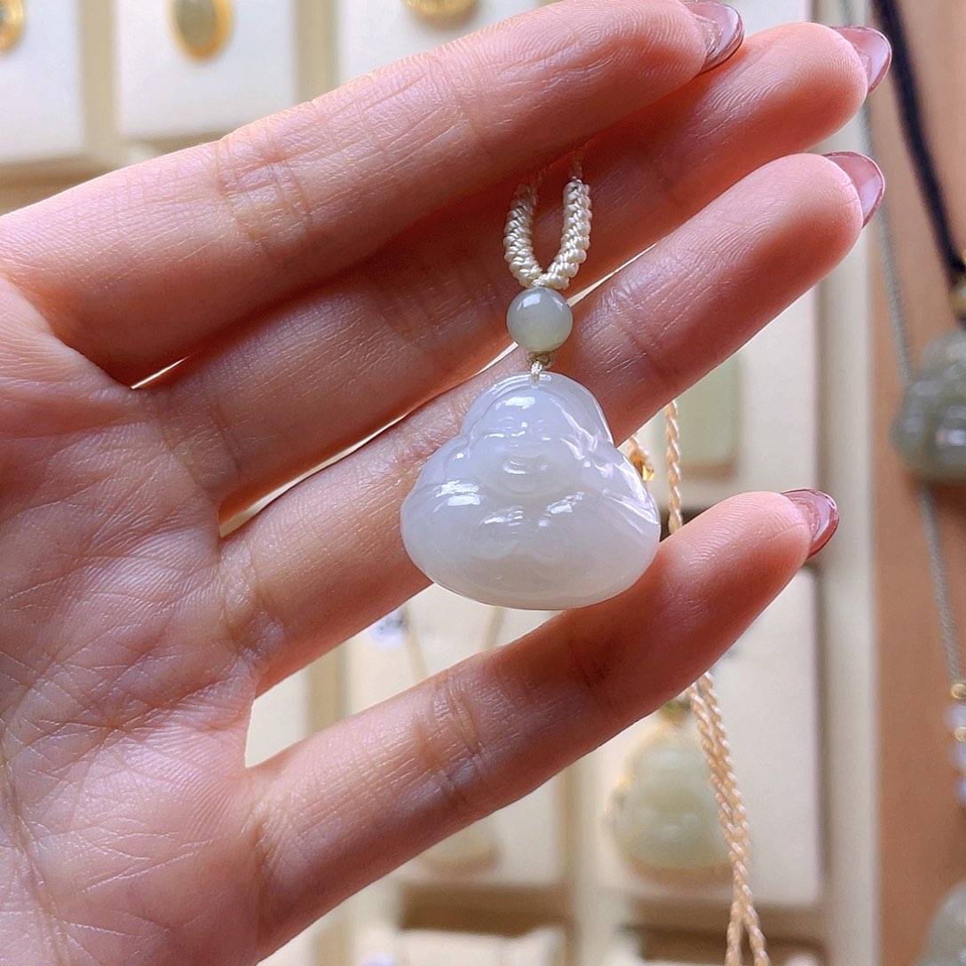 和田玉吊坠(赠链)未镶嵌