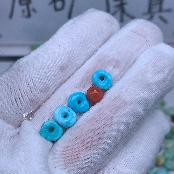 南红玛瑙未镶嵌珠宝奇石