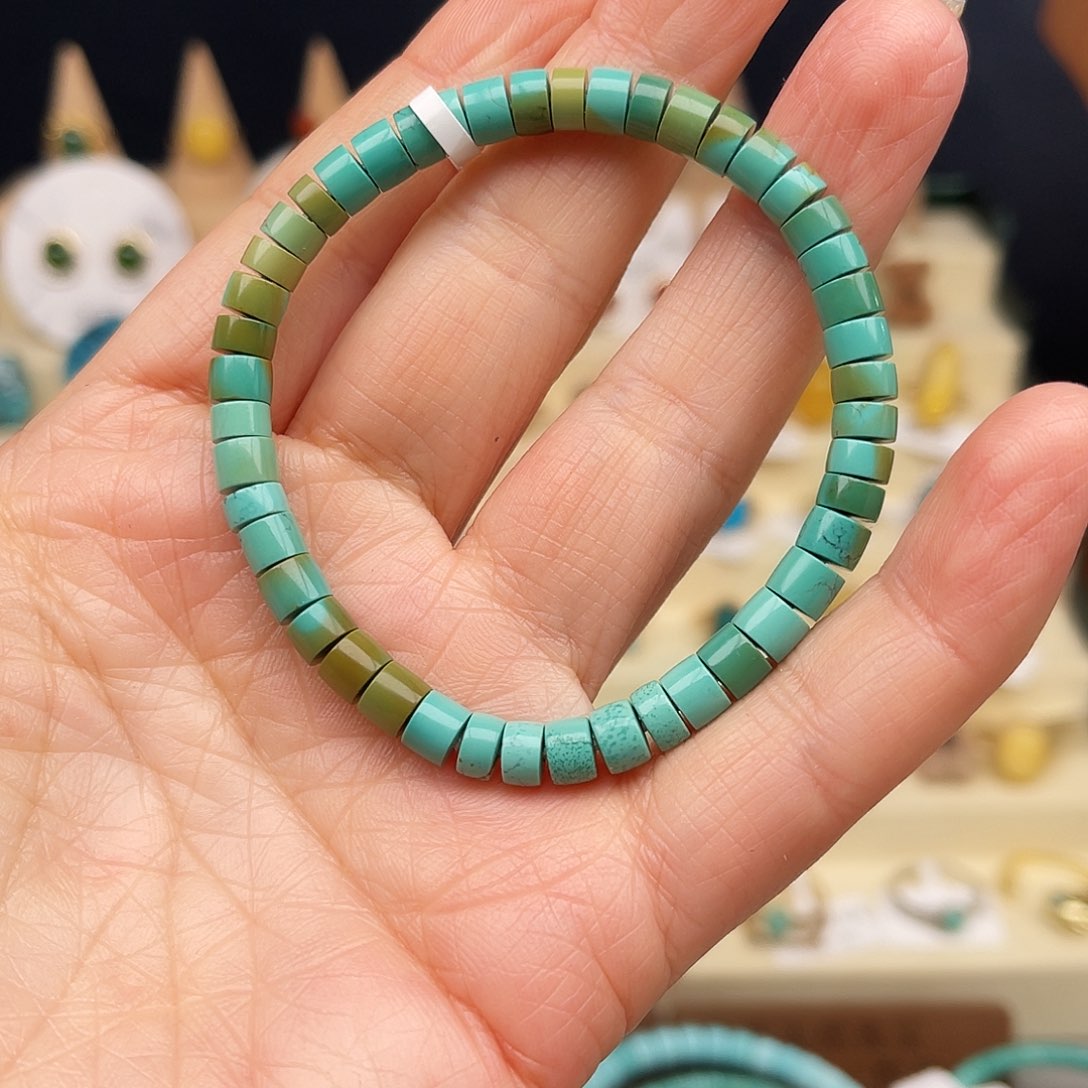 绿松石手串未镶嵌