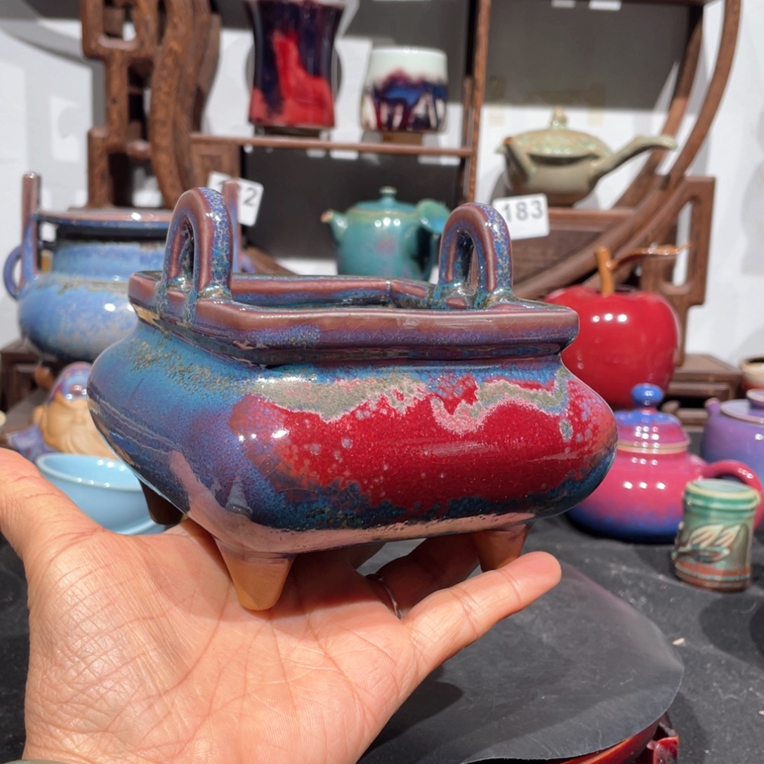 壹***蔁中国神后钧瓷香炉