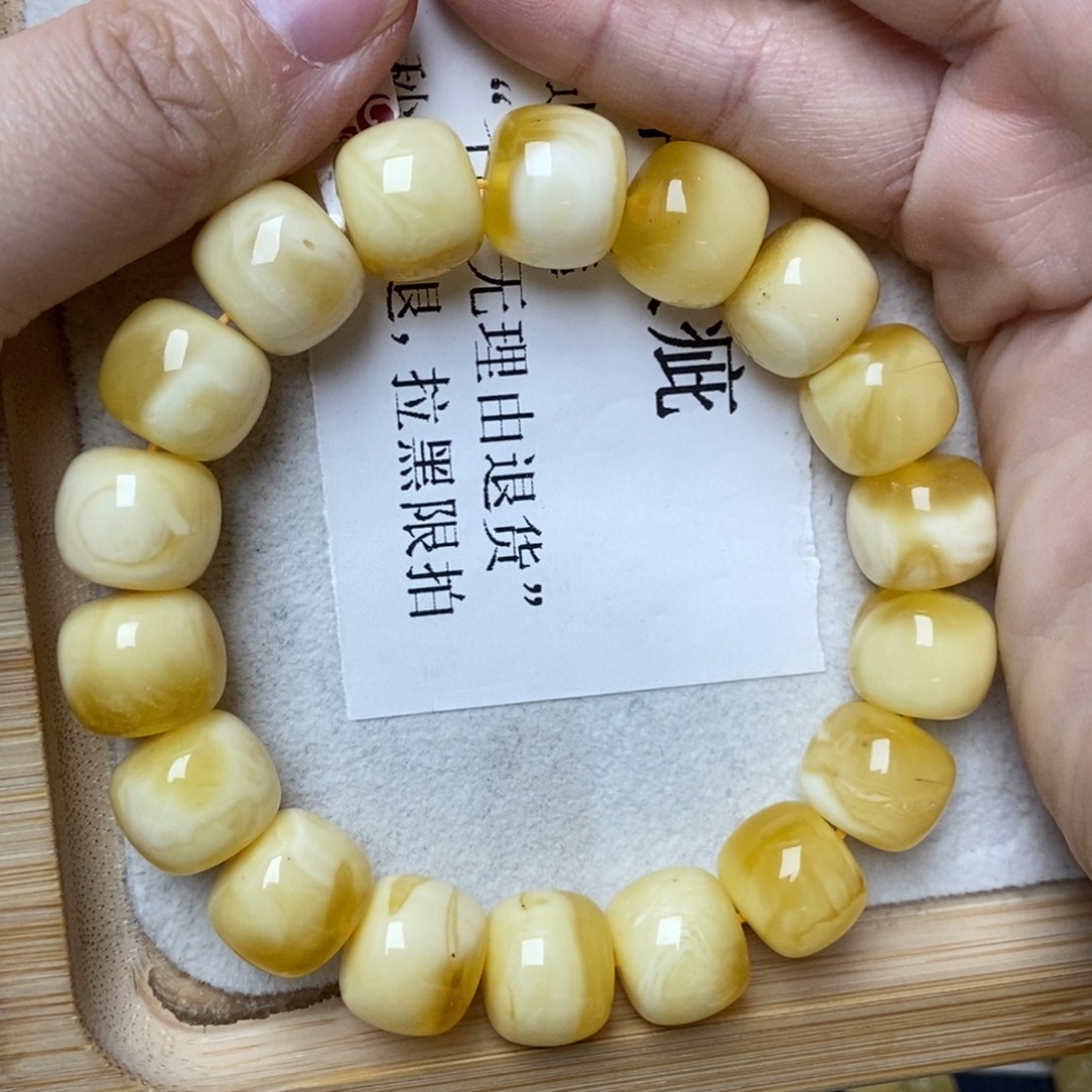 琥珀未镶嵌珠宝奇石41